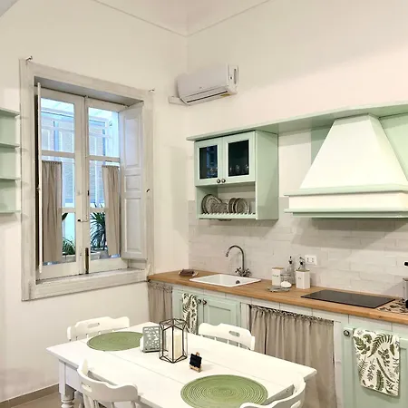 Le Sorelle Sweet * Siraküza