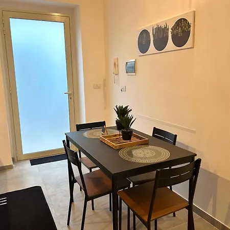 Le Sorelle Sweet Apartment Syracuse